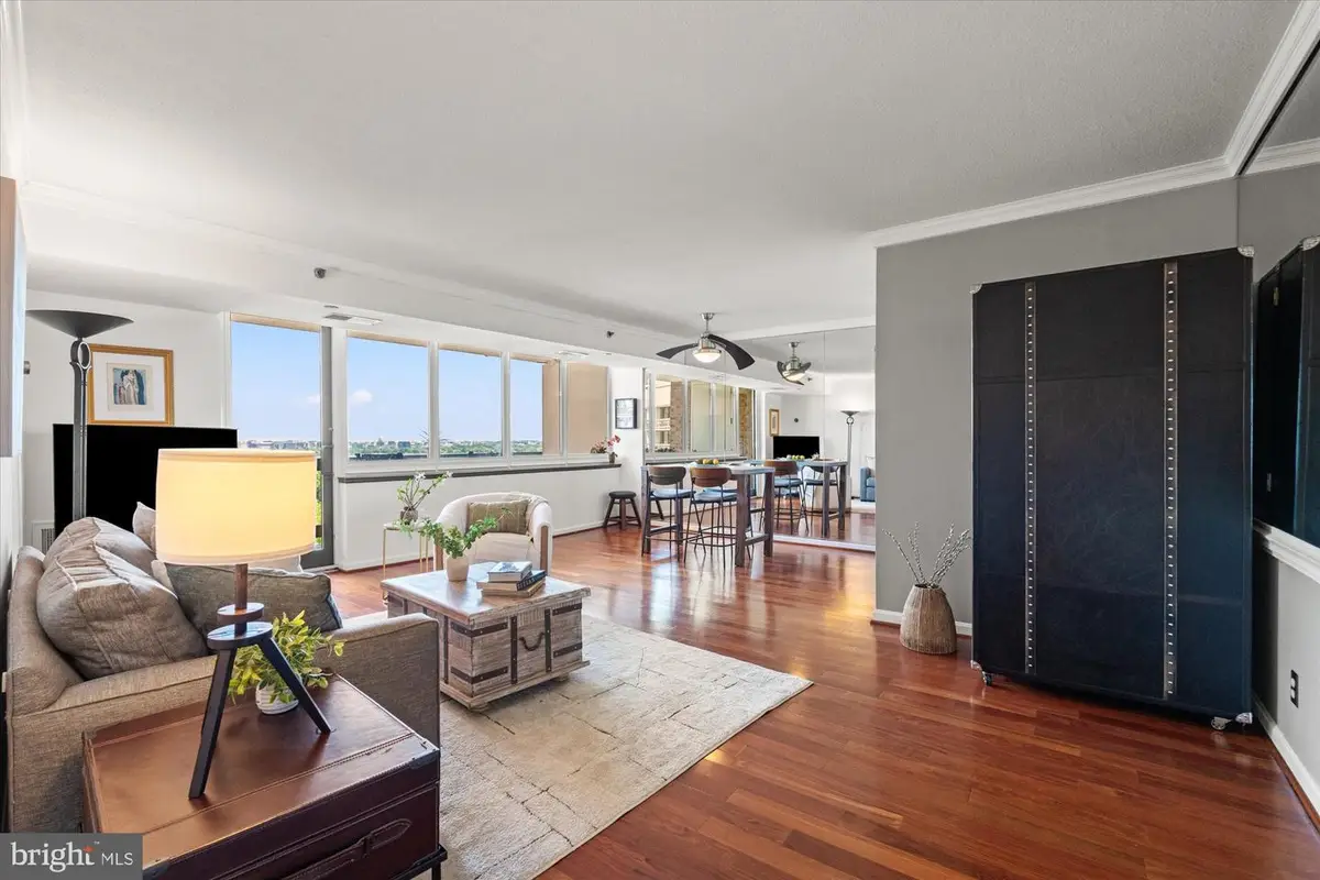 1805 Crystal Dr #1011s, Arlington, VA 22202 - Image #1