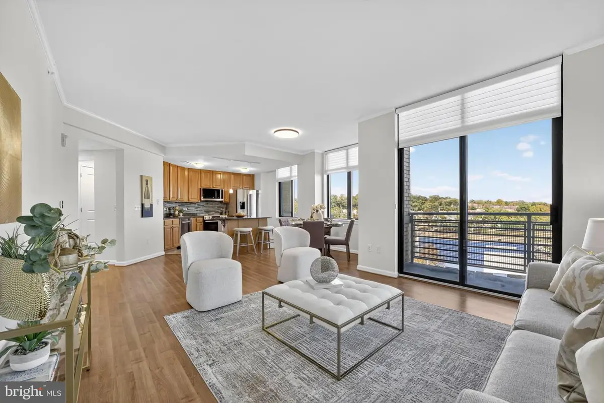 2720 S Arlington Mill Dr #914, Arlington, VA 22206 - Image #1