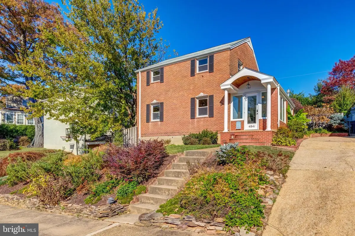 4841 1st St S, Arlington, VA 22204 - #1