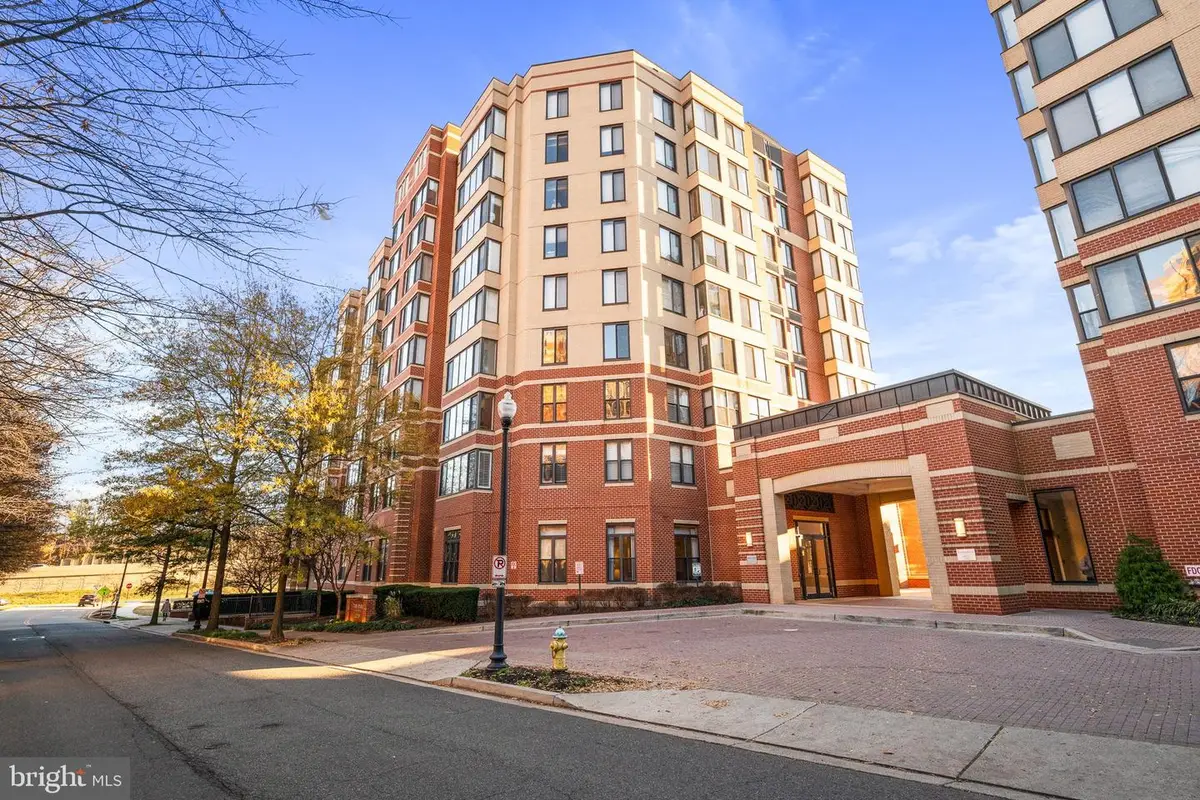 2220 N Fairfax Dr #507, Arlington, VA 22201 - Image #1
