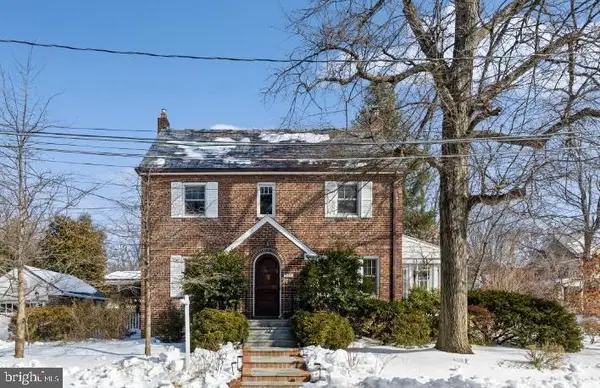 305 N Kenmore St, ARLINGTON, VA 22201