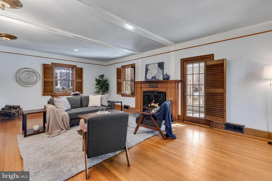 305 N Kenmore St, Arlington, VA 22201 - Image #2