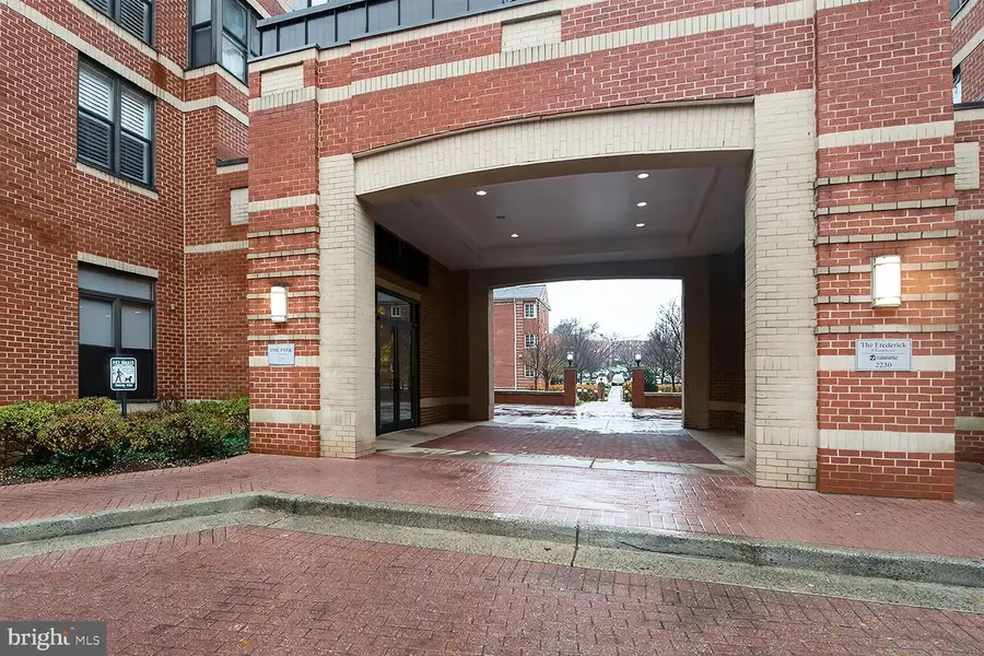 2220 Fairfax Dr #707, Arlington, VA 22201 - Image #2