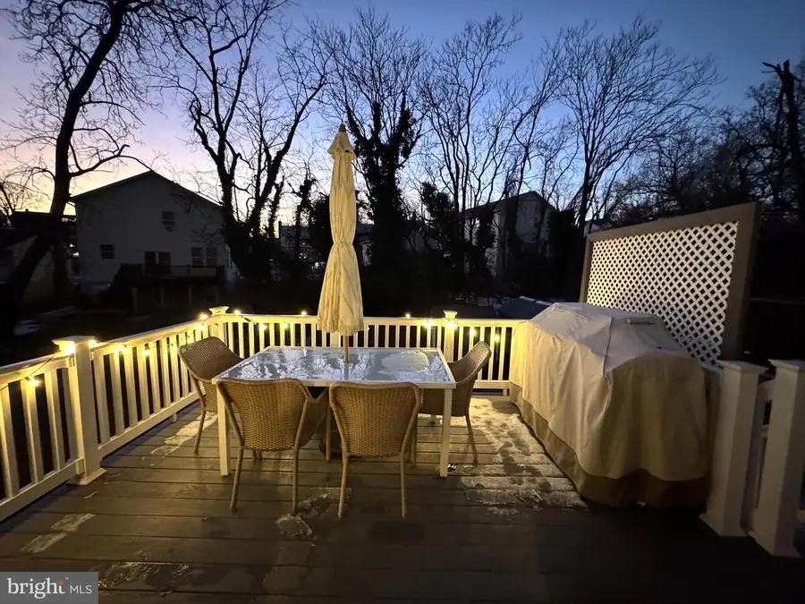 2120 S Lowell St, Arlington, VA 22204 - Image #3