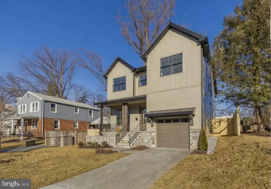 859 N Lexington St, Arlington, VA 22205 - Image #3