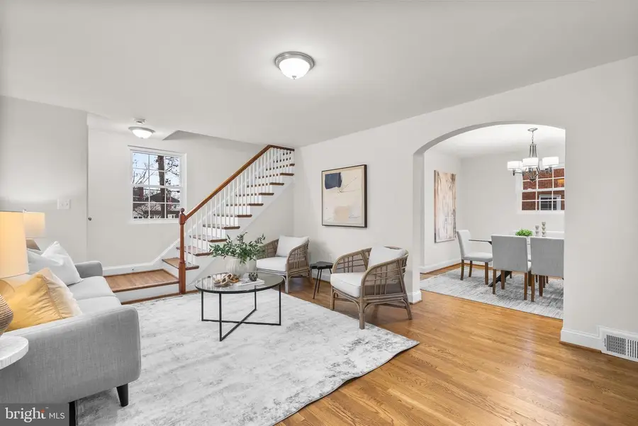 4762 Arlington Blvd, Arlington, VA 22204 - Image #2