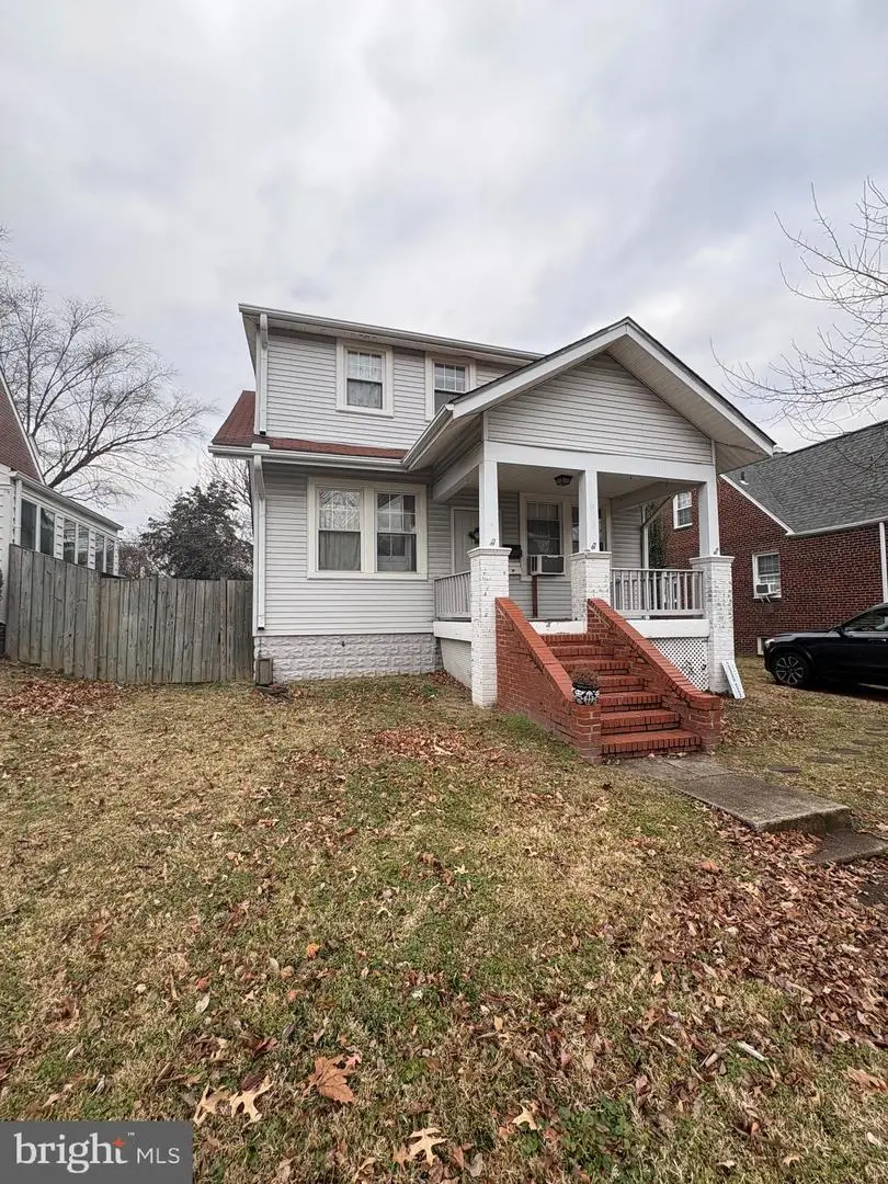 523 24th St S, Arlington, VA 22202 - #1