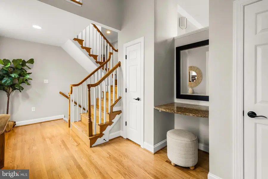 127 S Highland St, Arlington, VA 22204 - #3