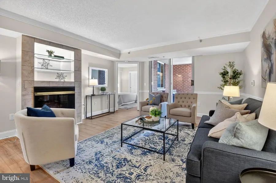 1276 N Wayne St #621, Arlington, VA 22201 - #3