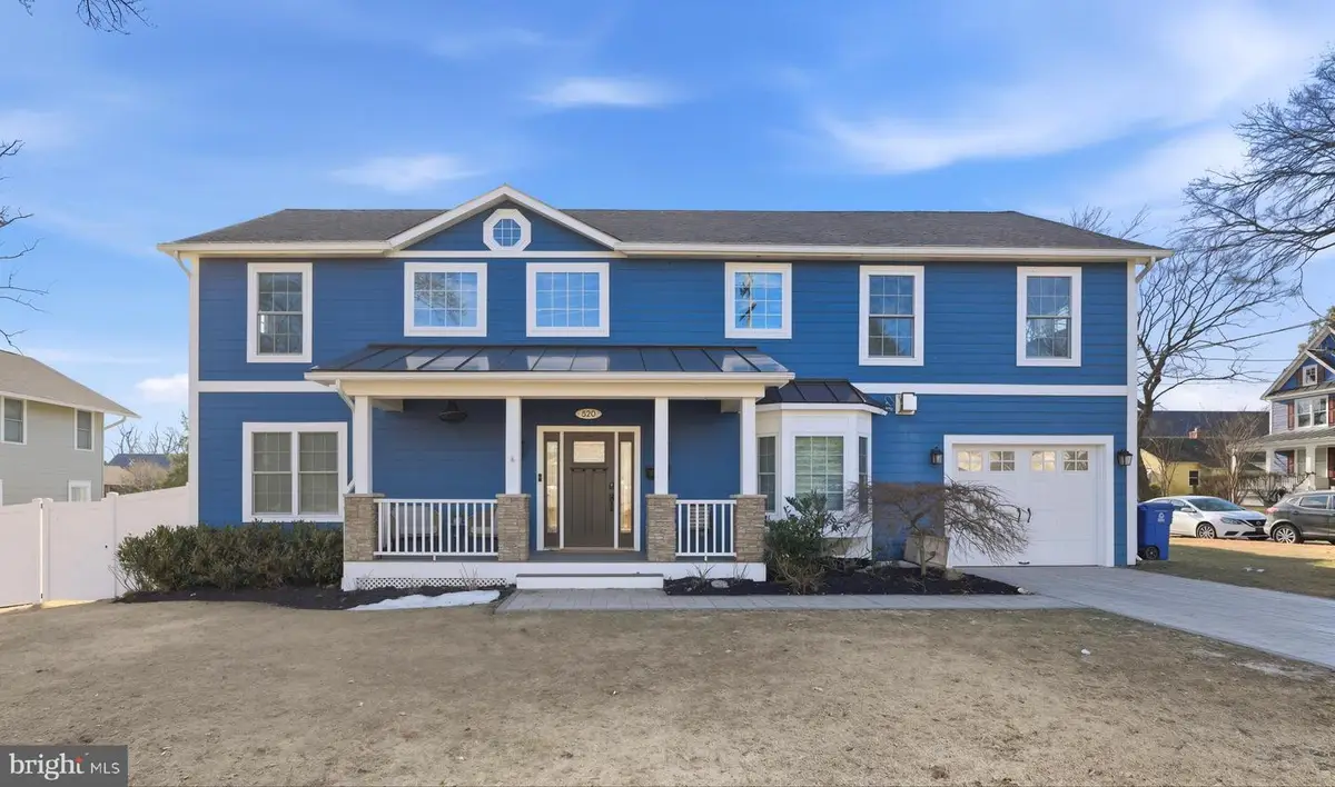 520 N Kensington St N, Arlington, VA 22205 - #1