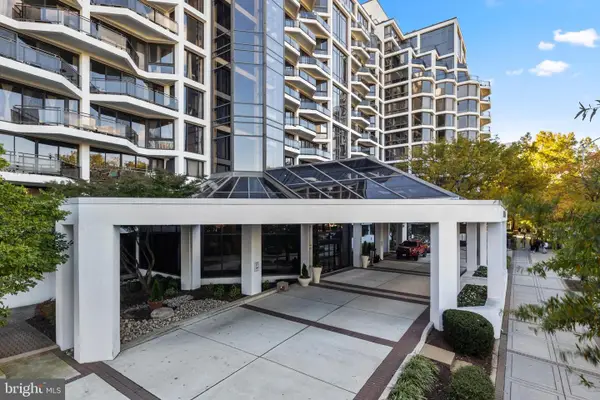 1530 Key Blvd #426, ARLINGTON, VA 22209
