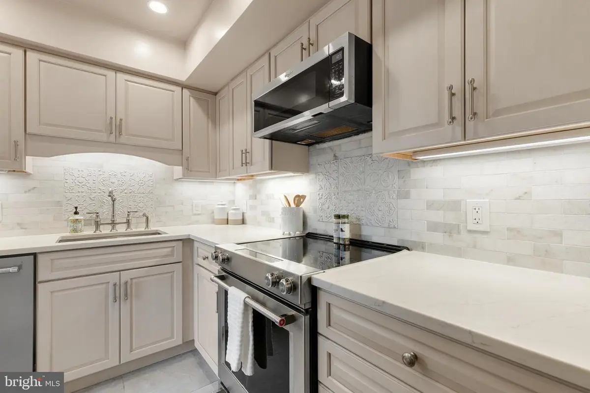 4627 36th St S #a1, Arlington, VA 22206 - Image #1