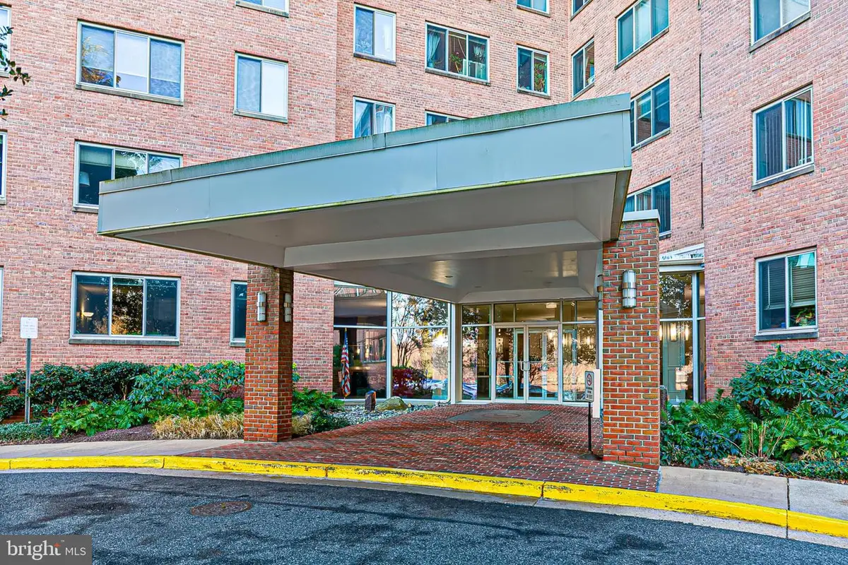 3000 Spout Run Pkwy #b311, Arlington, VA 22201 - Image #1