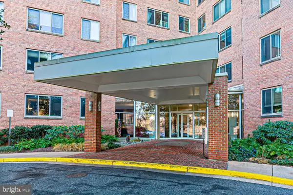 3000 Spout Run Pkwy #b311, ARLINGTON, VA 22201