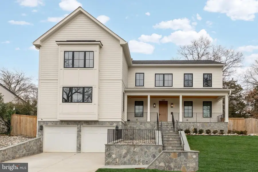 4283 38th St N, Arlington, VA 22207 - Image #2