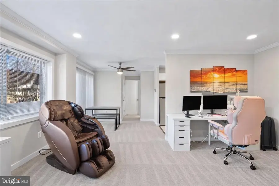 1506 S George Mason Dr #10, Arlington, VA 22204 - Image #2