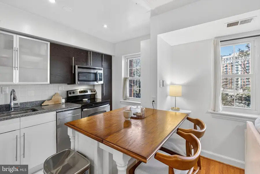 1320 N Fort Myer Dr N #824, Arlington, VA 22209 - Image #2