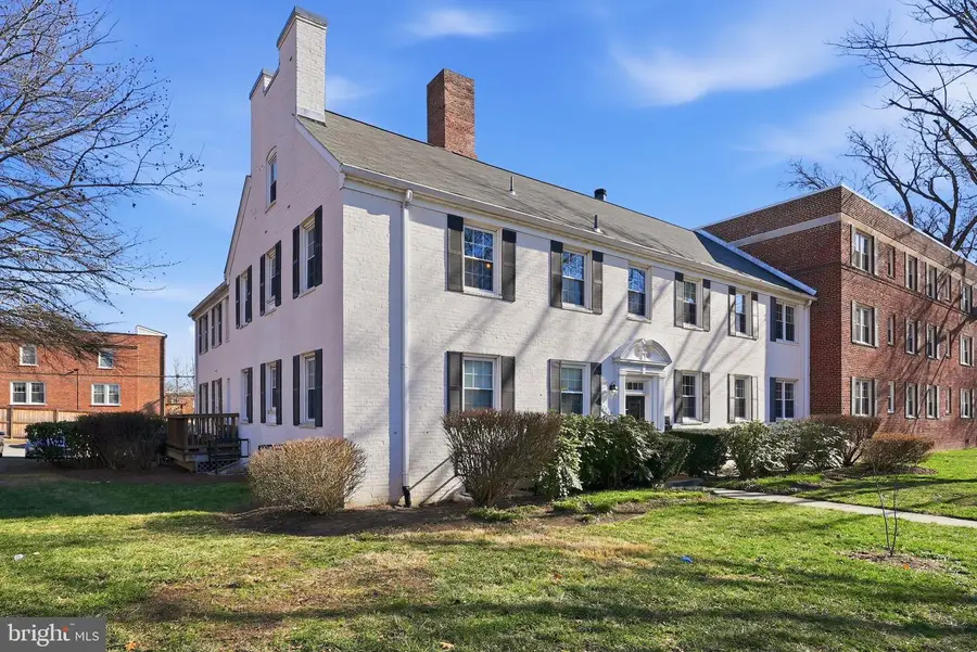 2900 13th Rd S #201, Arlington, VA 22204 - Image #2