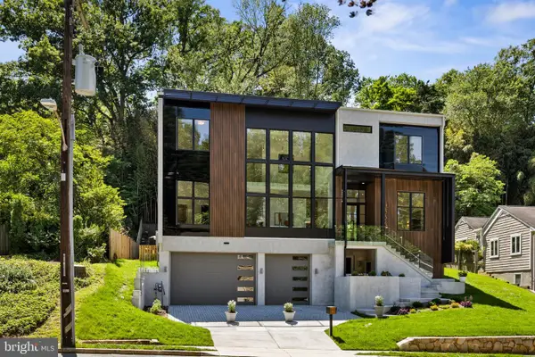 3554 Military Rd, ARLINGTON, VA 22207