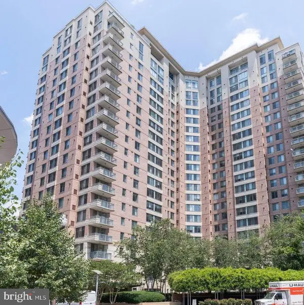 851 N Glebe Rd #817, ARLINGTON, VA 22203