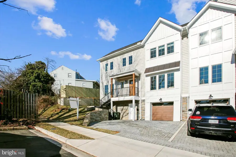 5043 25th St S, Arlington, VA 22206 - Image #2