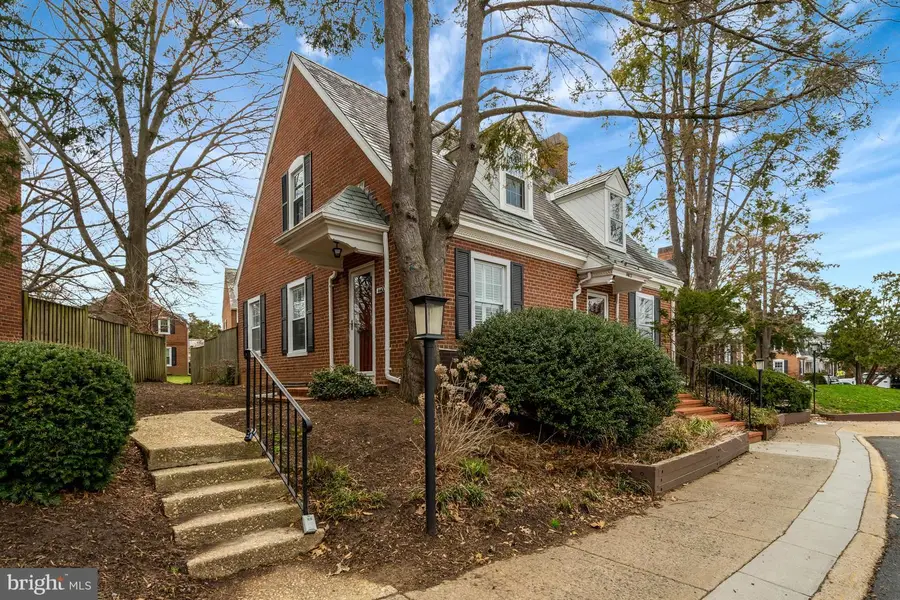 4400 36th St S, Arlington, VA 22206 - #2