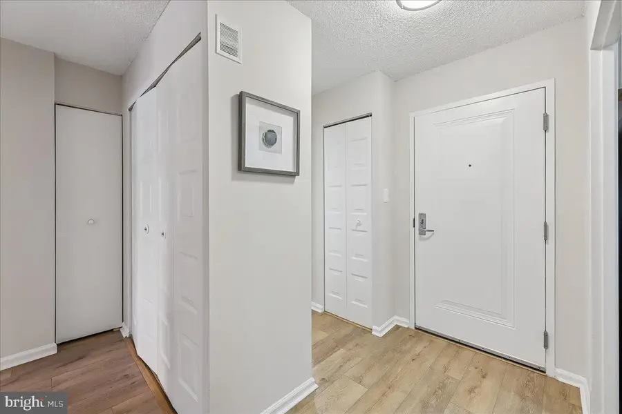 5300 Columbia Pike #112, Arlington, VA 22204 - Image #3