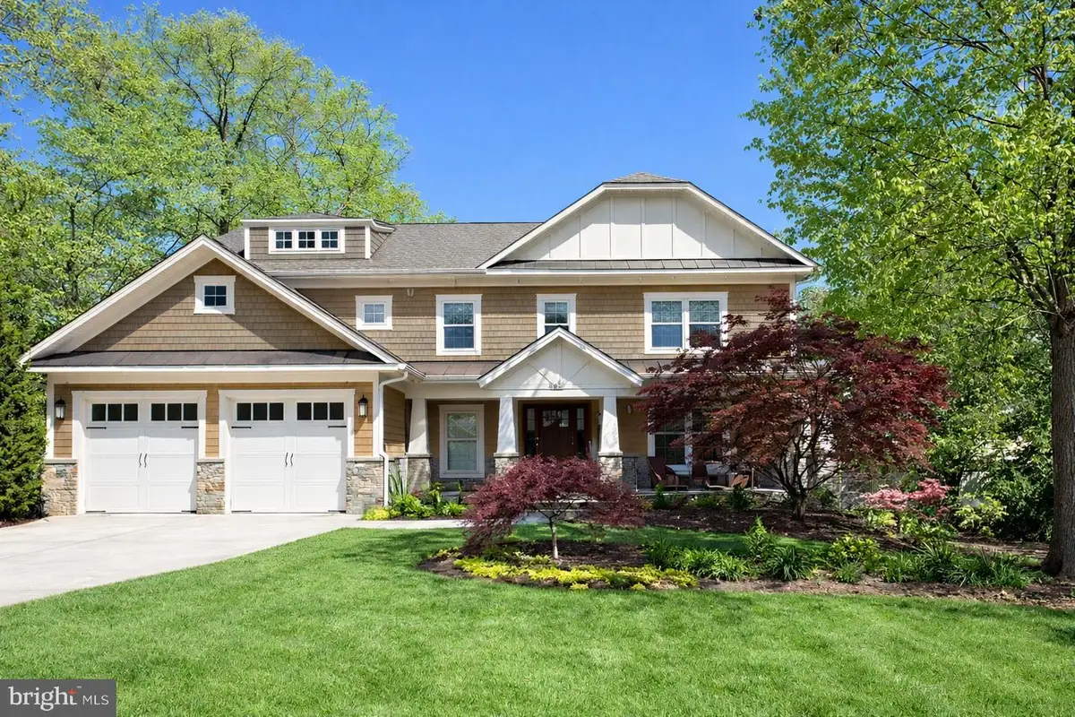 3651 N Harrison St N, Arlington, VA 22207 - #1