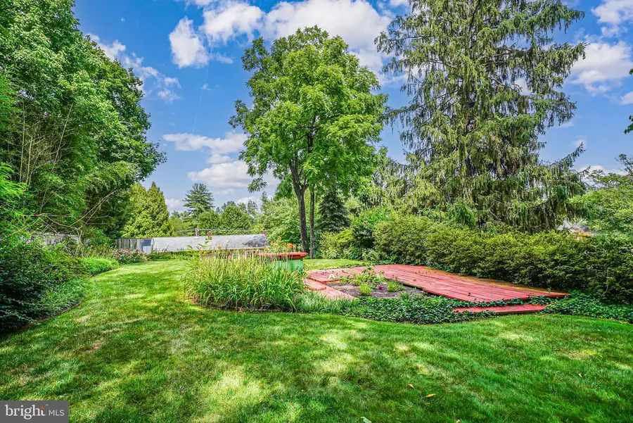 2566 Military Rd, Arlington, VA 22207 - Image #3