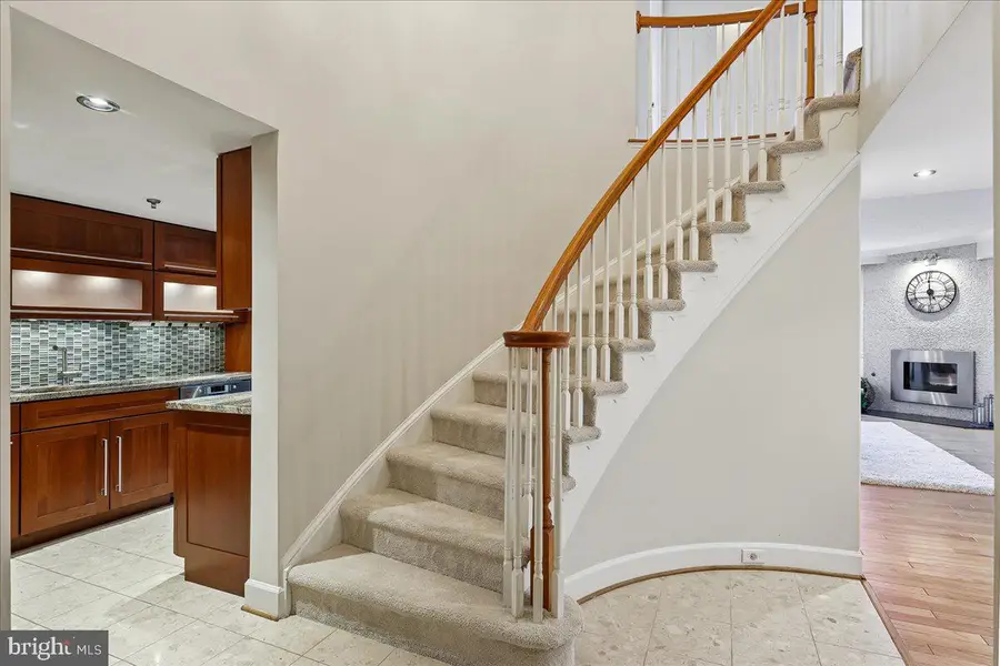 1276 N Wayne St #418, Arlington, VA 22201 - Image #3