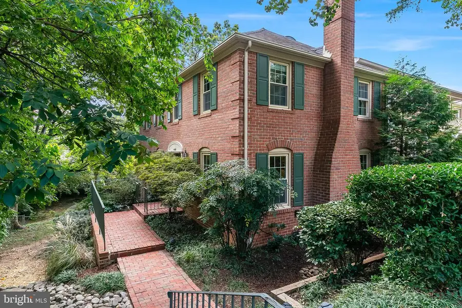 4600 4th Rd N, Arlington, VA 22203 - Image #2