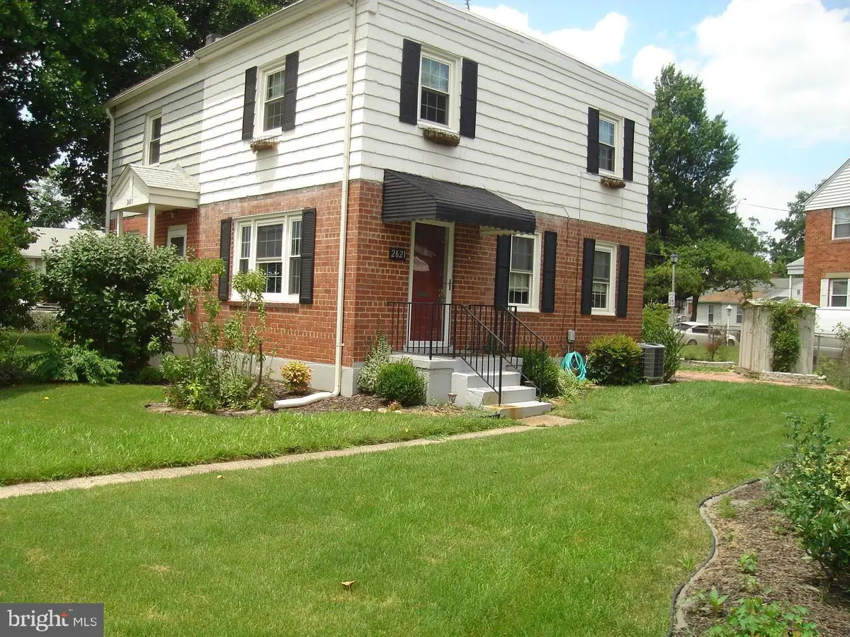 2621 S Four Mile Run Dr, Arlington, VA 22206 - #1