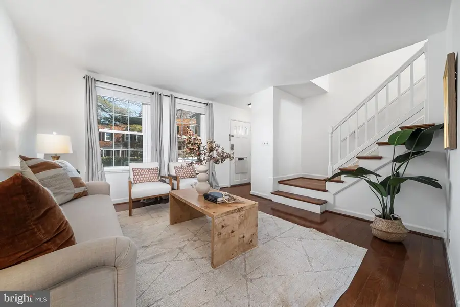 4829 28th St S #a, Arlington, VA 22206 - #3