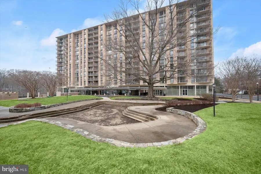 4600 S Four Mile Run Dr #238, Arlington, VA 22204 - #2