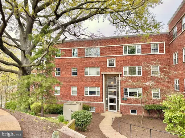 1315 N Ode St #704, ARLINGTON, VA 22209