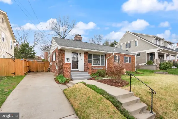 2640 N Sycamore St, ARLINGTON, VA 22207