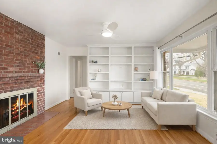 2640 N Sycamore St, Arlington, VA 22207 - #3