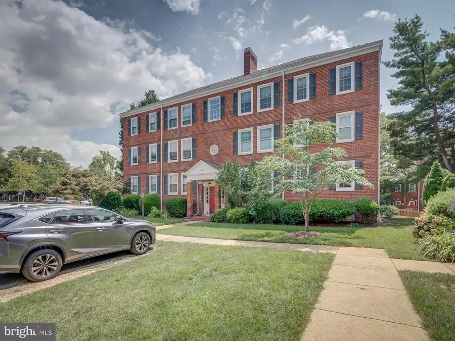 3082-s Abingdon St #c1, Arlington, VA 22206 - #2