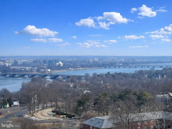 1600 N Oak St #1525, ARLINGTON, VA 22209