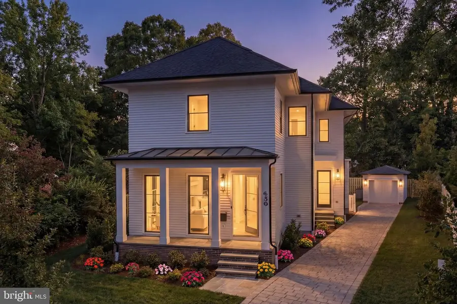 630 N Kenmore St, Arlington, VA 22201 - #2