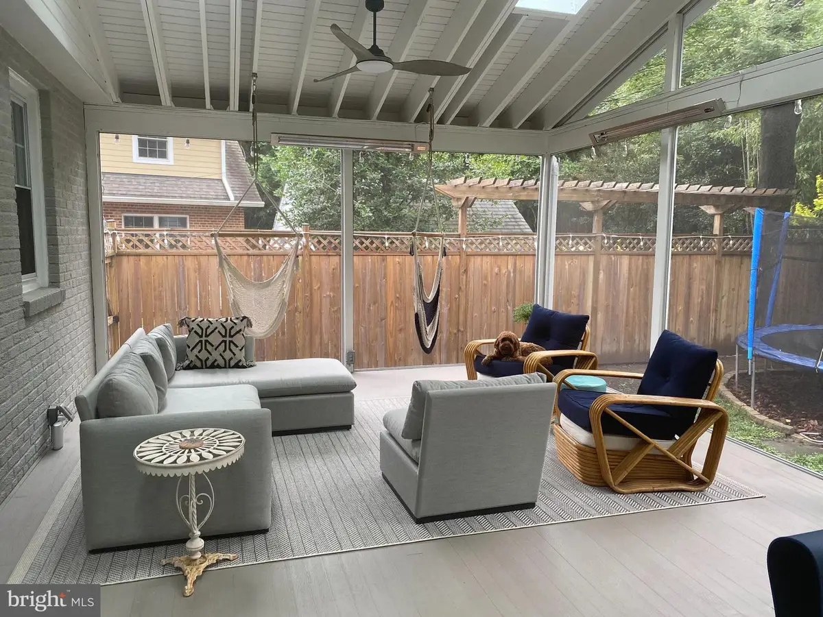 4643 17th St N, Arlington, VA 22207 - #1