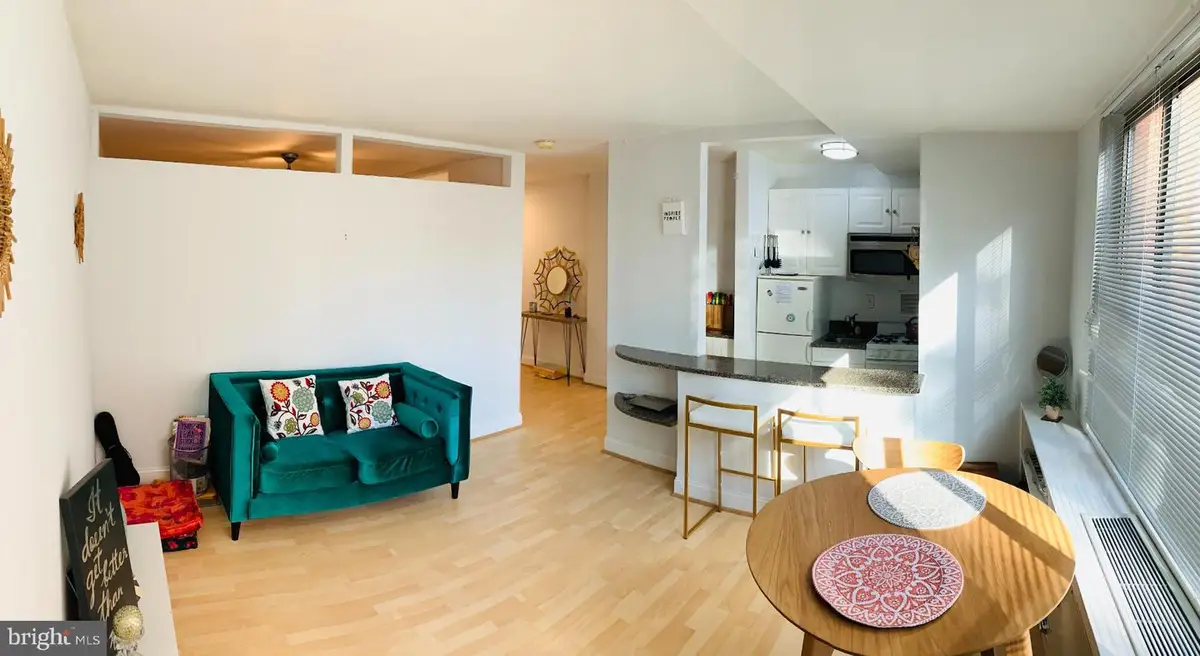 1111 Arlington Blvd #213, Arlington, VA 22209 - #1