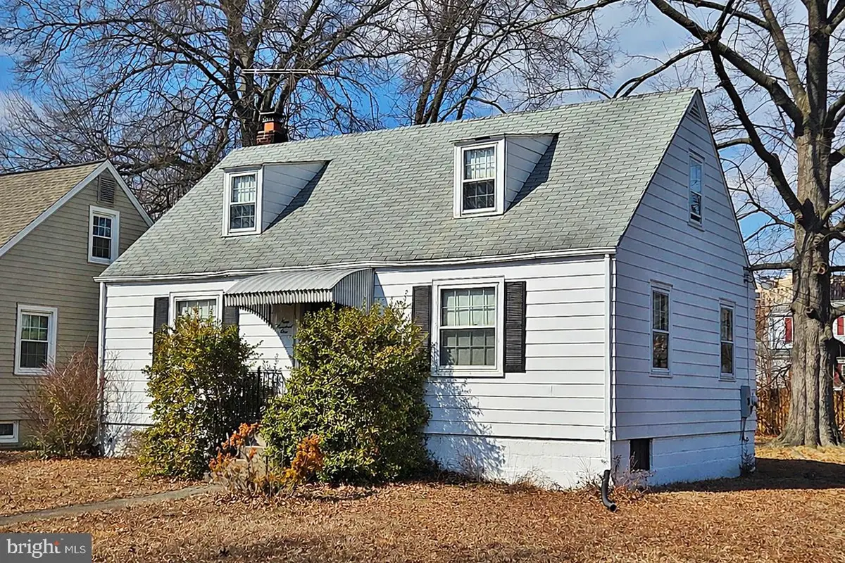 901 17th St S, Arlington, VA 22202 - #1