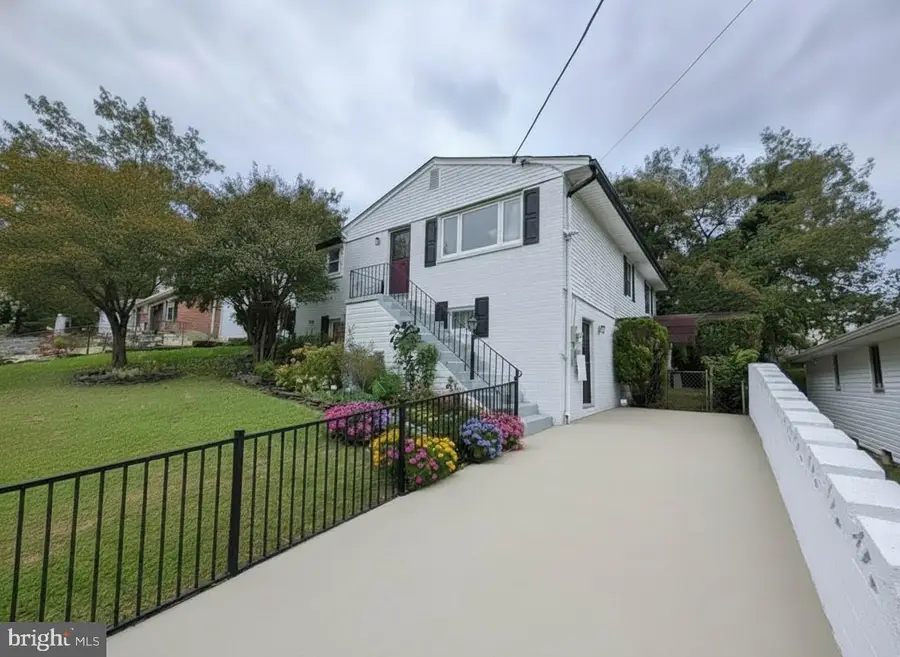 2109 S Lowell St, Arlington, VA 22204 - #3