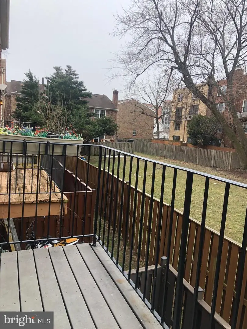 1802-e 9th St S, Arlington, VA 22204 - #2