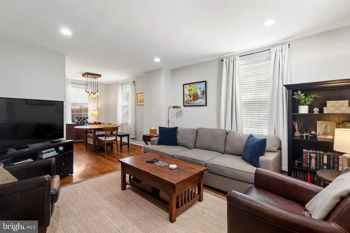 3045 S Abingdon St, Arlington, VA 22206 - #1