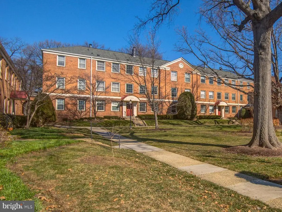 2509 Arlington Blvd #301, Arlington, VA 22201 - #1