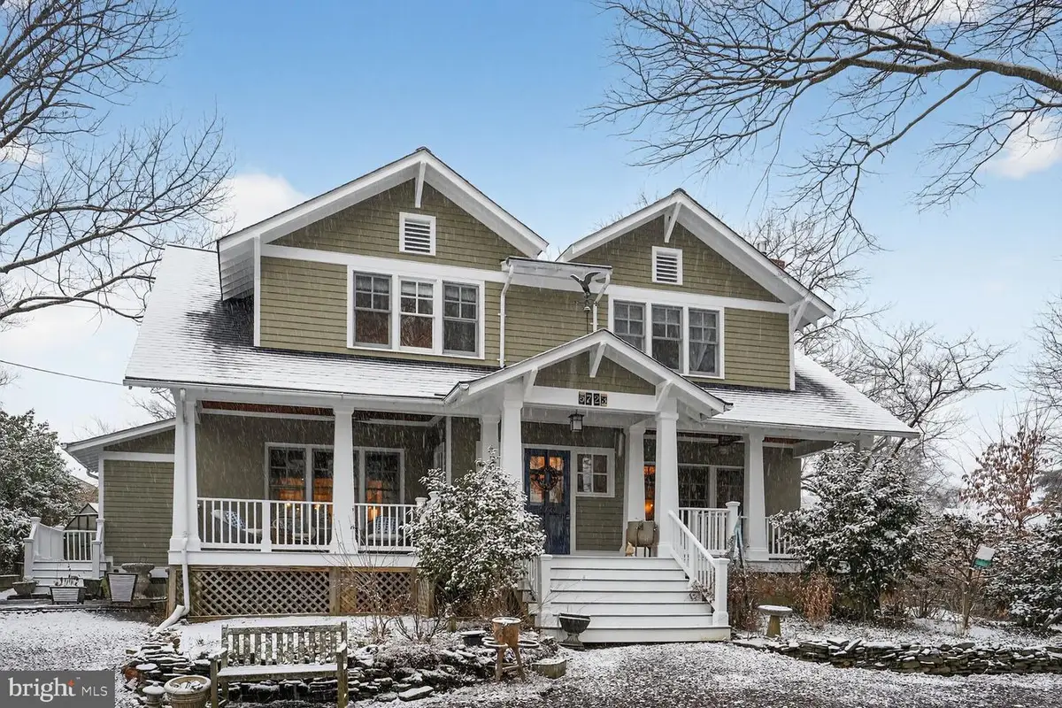 5723 27th St N, Arlington, VA 22207 - #1