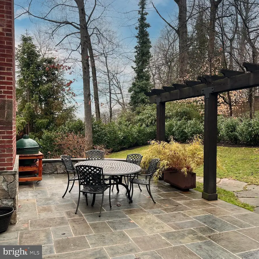 5148 37th St N, Arlington, VA 22207 - #2