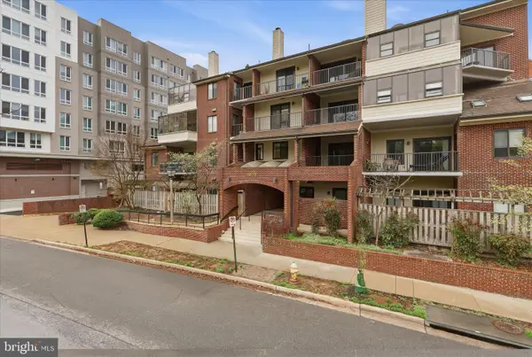 1020 N Stafford St #405, ARLINGTON, VA 22201